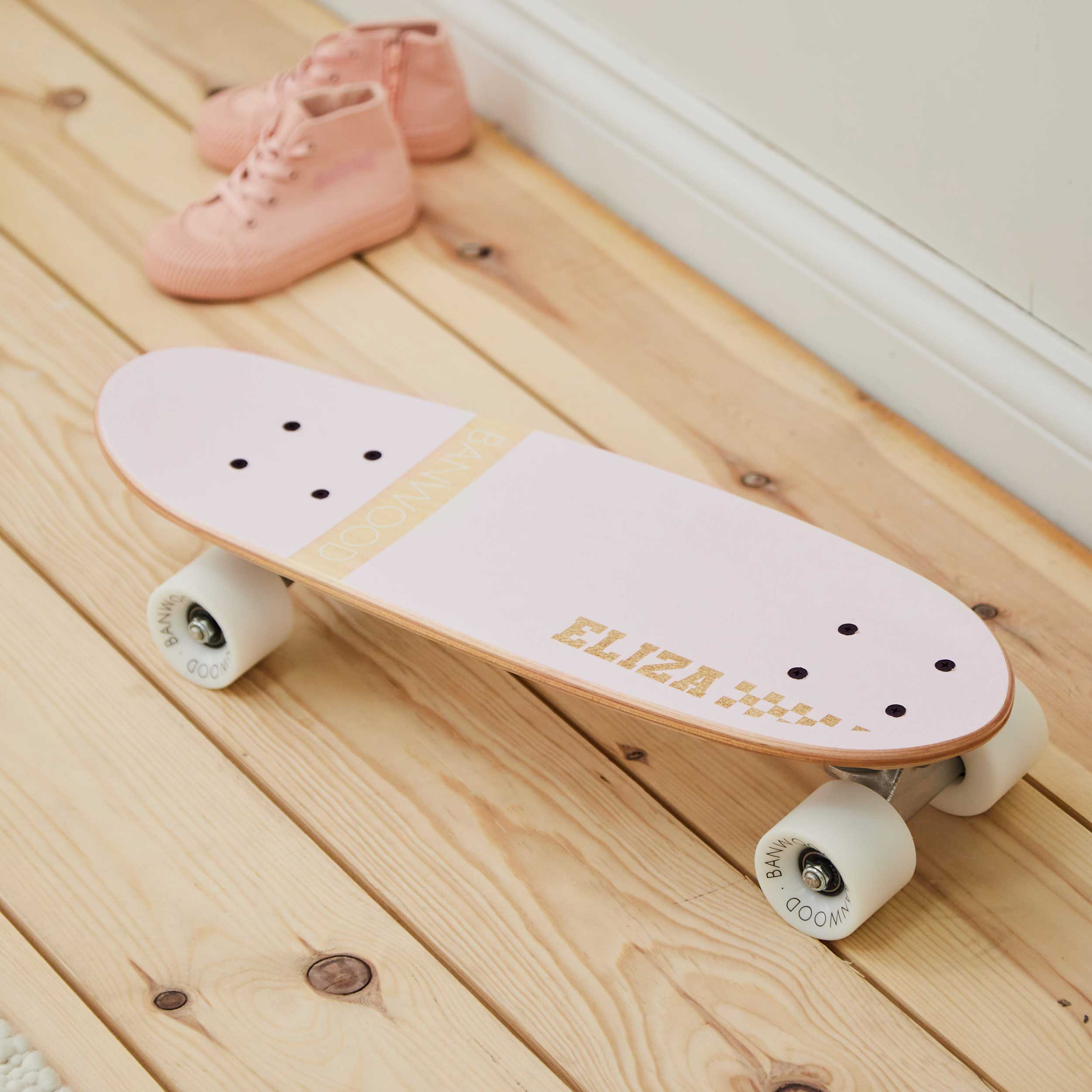 Banwood Skateboard