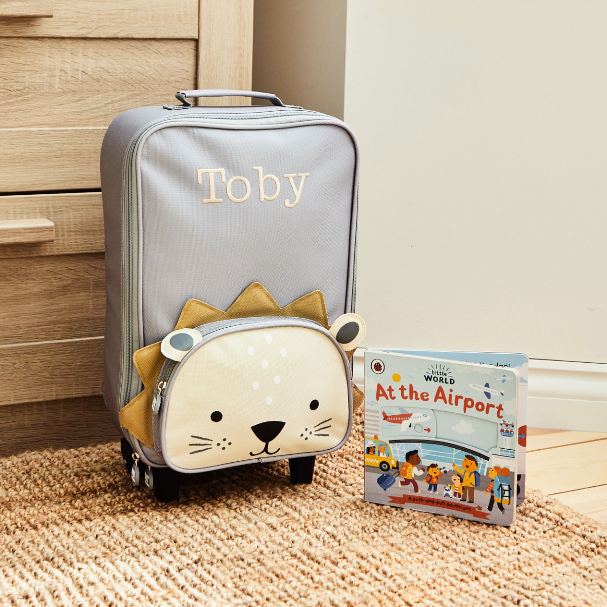 Personalised Read Travel Gift Set