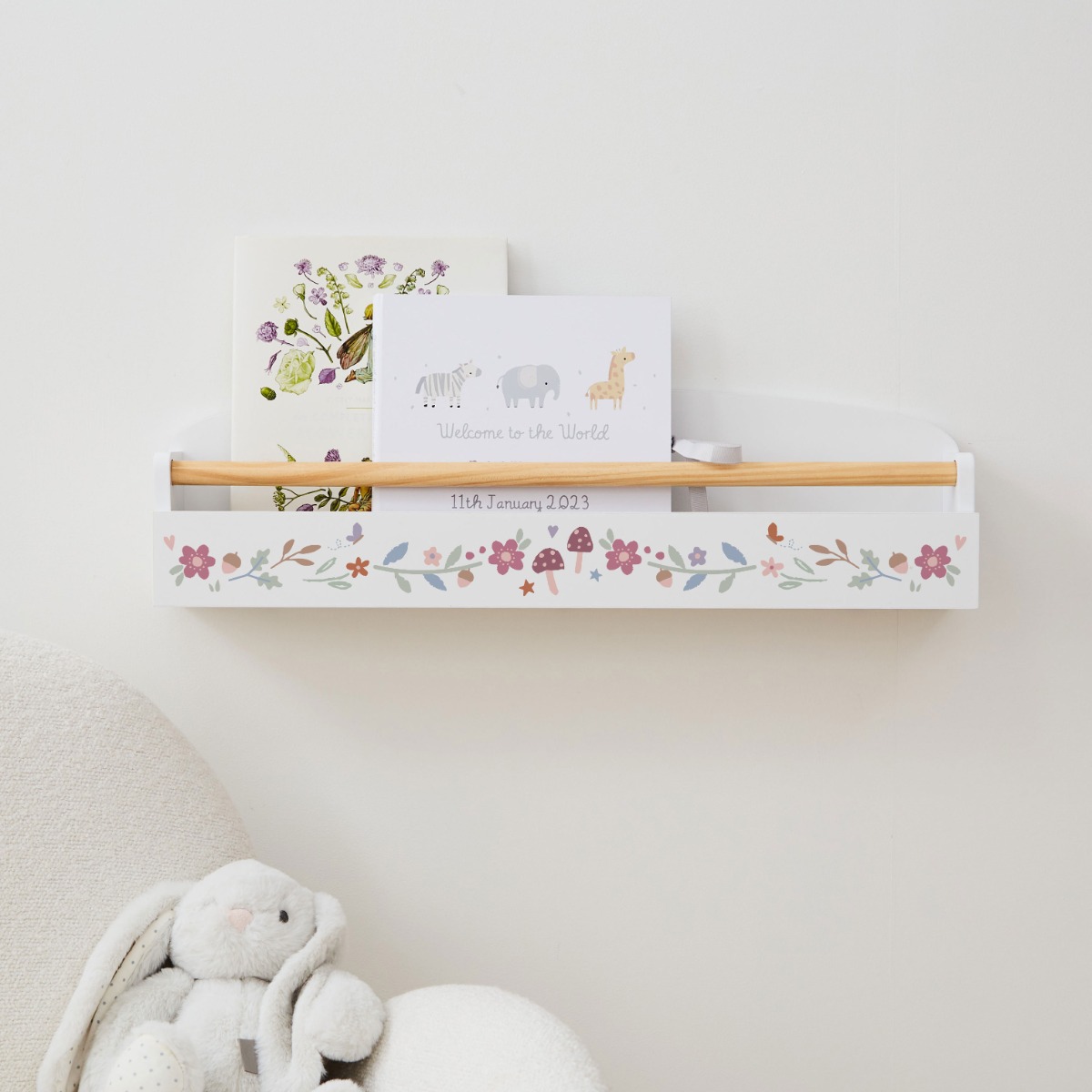 Floral Wreath Shelf